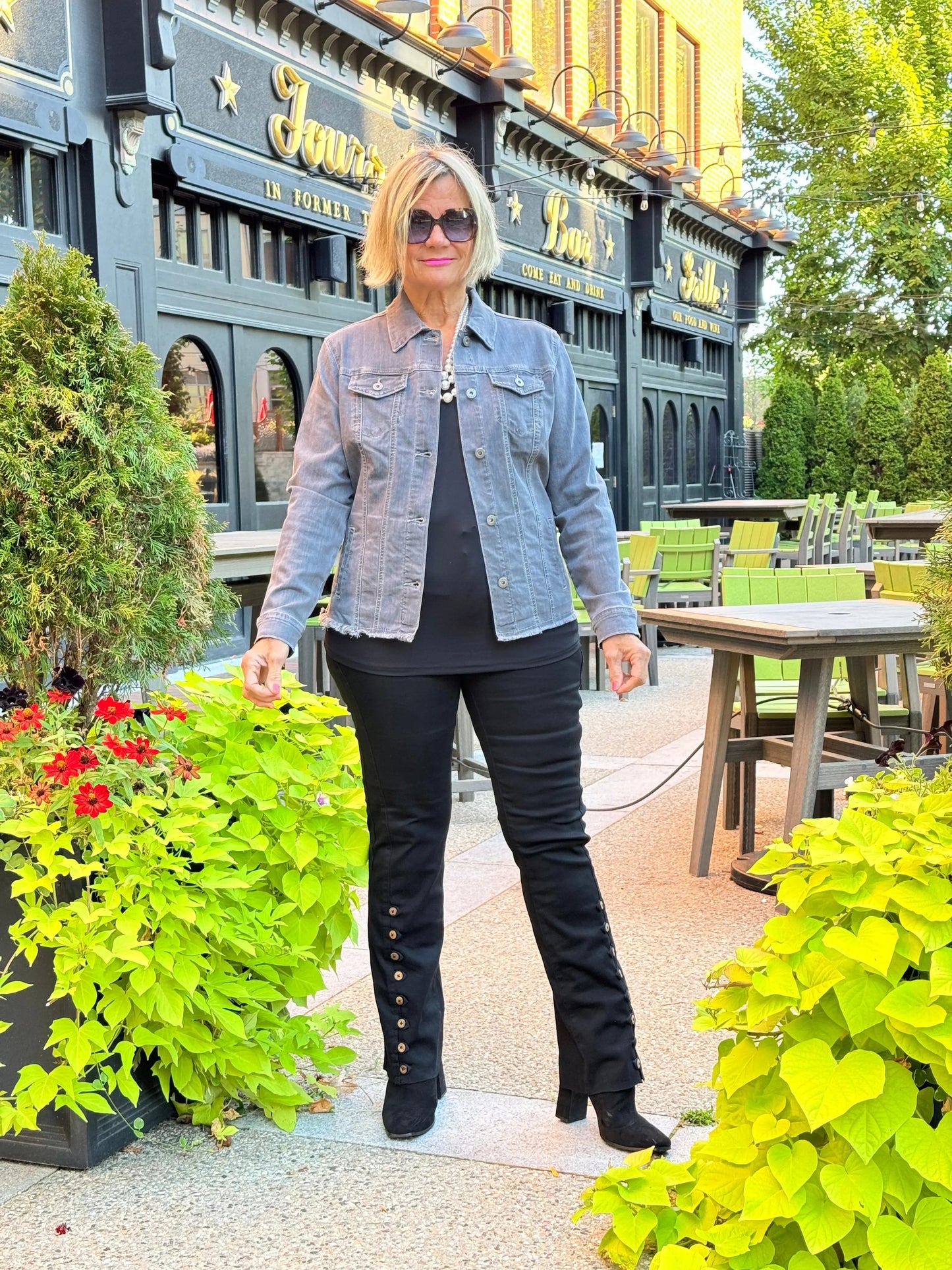 Ethyl The Long Black Lean Flair Jean -